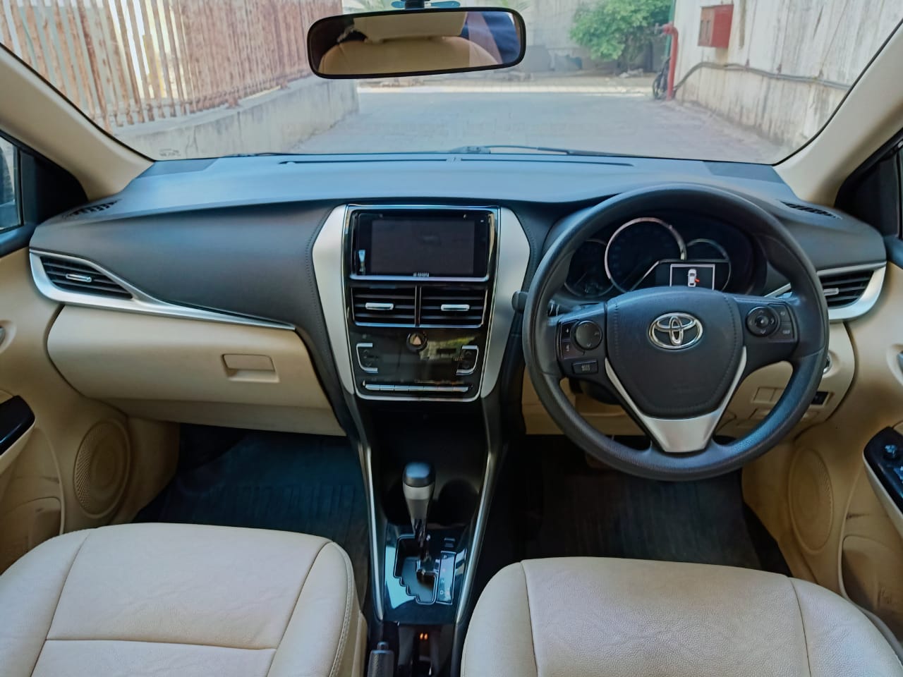 Toyota Yaris - Cabin and Practicality 
